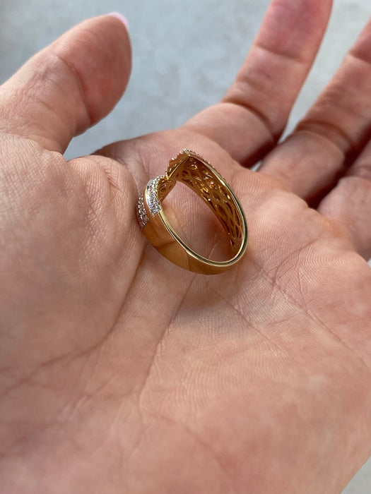 14K Gold Twist Bypass Diamond Ring