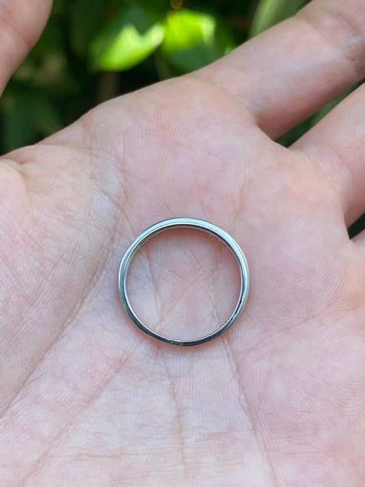 Platinum 0.25 tcw diamond ring size 6