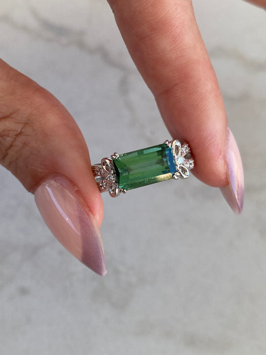Vintage Platinum 900 Green Tourmaline & Diamond Ring
