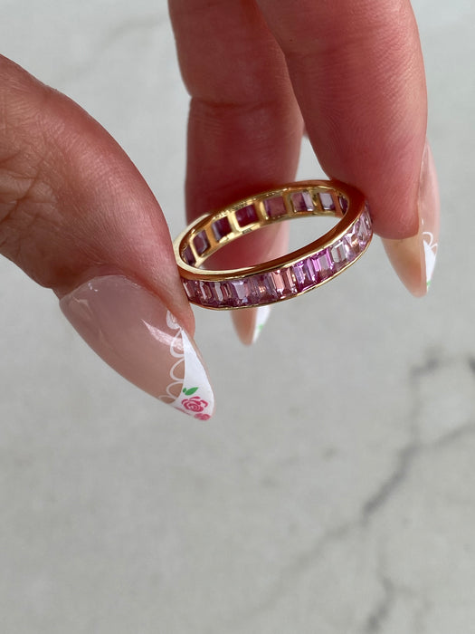 18K Gold Pastel Pink & Purple Natural Sapphire Eternity Ring