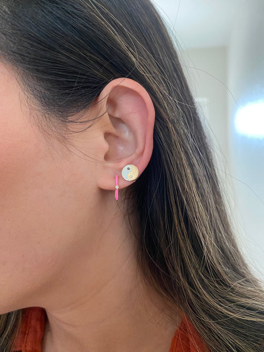 14k white yin yang diamond stud earrings