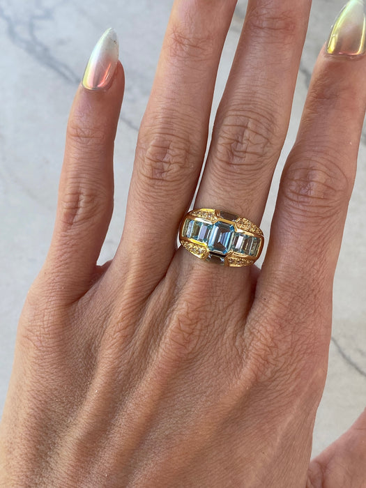 Vintage 18K Gold Blue Topaz & Diamond Geometric Ring – 2.84 TCW Blue Topaz