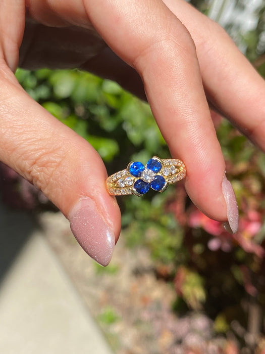 18k blue sapphire diamond flower ring size 6.25