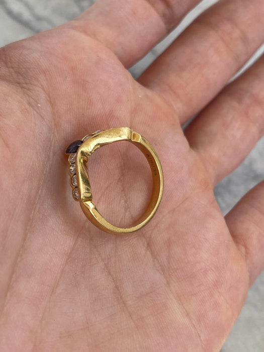 Vintage 18K Blue Sapphire & Diamond Chevron Ring