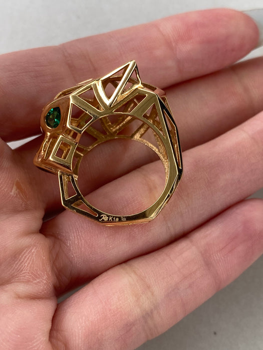 18K Gold Jaguar Head Ring with Emerald Eyes & Black Onyx Nose