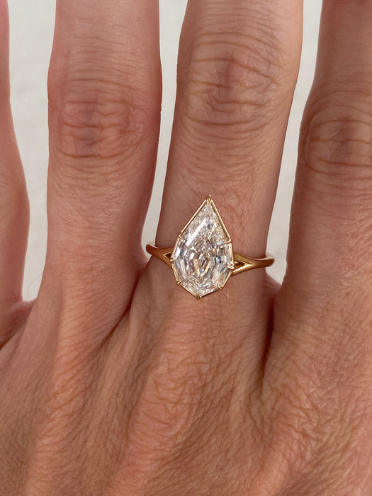 14K Gold IGI Certified Lab Diamond Pear Ring – 2.99 Carat
