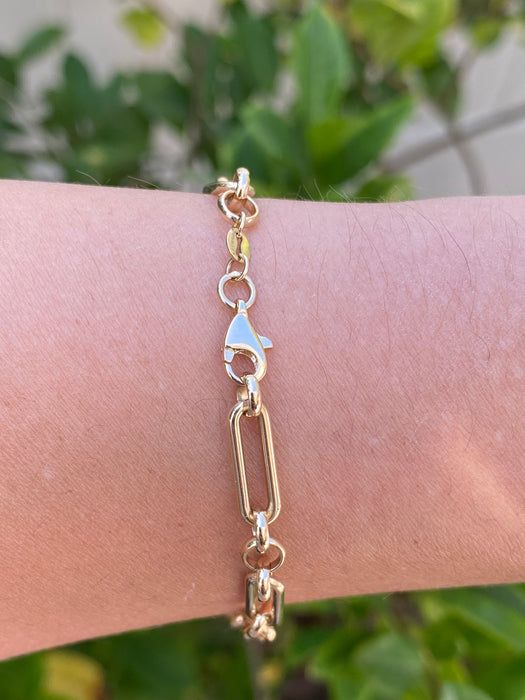 14k paperclip bracelet with heart charm 7.5”