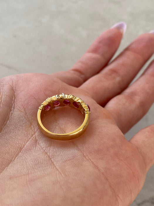 Vintage 18K Natural Ruby & Diamond Ring