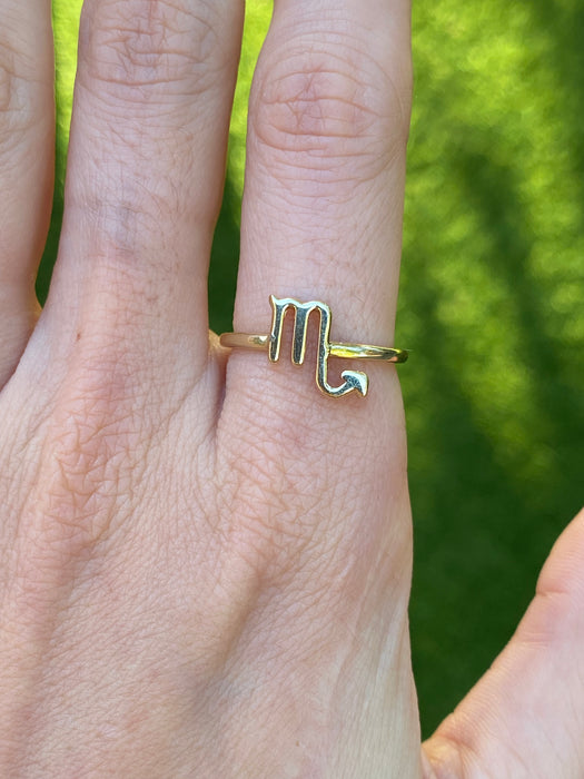 14k scorpio zodiac ring size 6.25