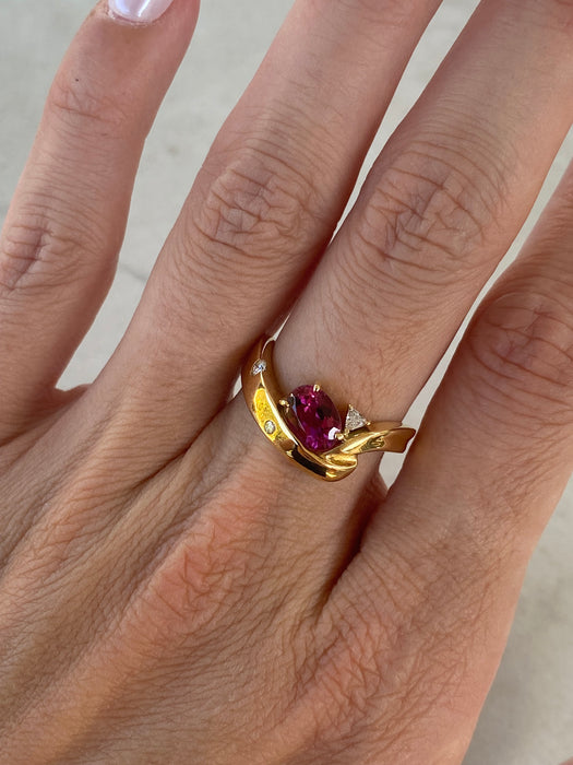 Vintage 18K Pink Tourmaline & Diamond Wavy Ring Size 6.5