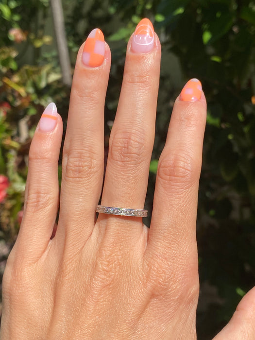 18k white gold diamond eternity ring size 6.5