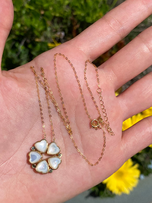18k mother of pearl heart clover necklace
