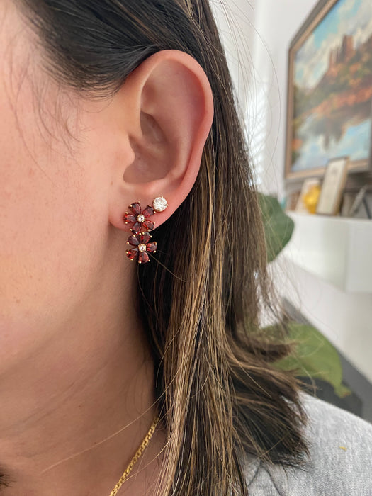 Vintage 18k Gold Flower Earrings with Garnet & Diamond
