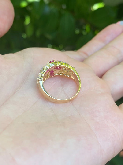 18k ruby and diamond flower ring size 6.5