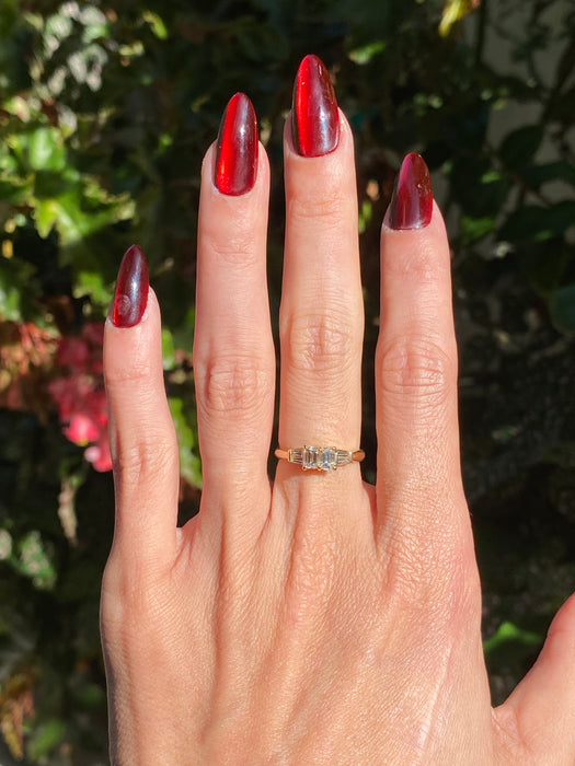 18k double emerald cut baguette diamond ring size 5.25