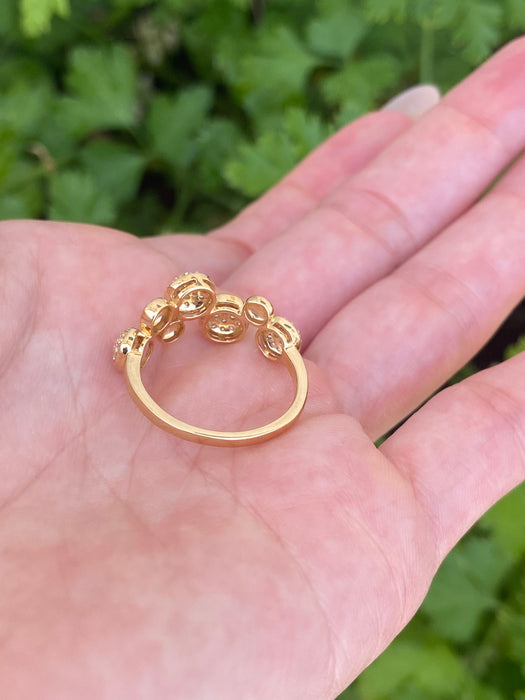 Vintage 18K Gold Diamond Dot Ring Size 7.25