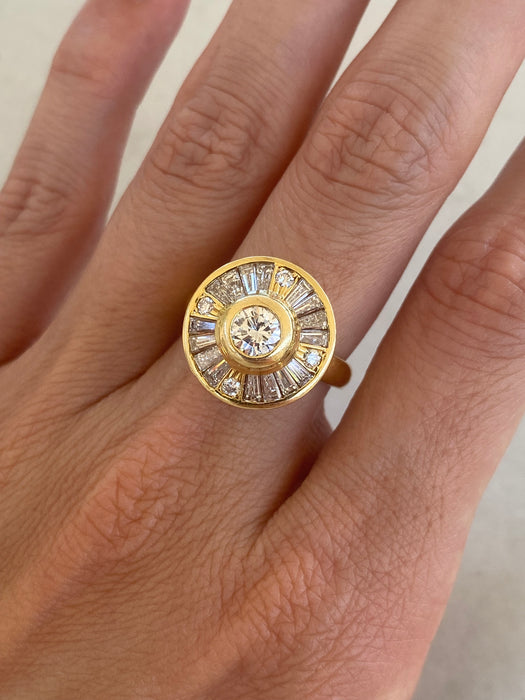 Vintage 18K Diamond Disc Ring