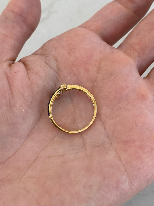 14K Gold Blue Sapphire & Diamond Croissant Ring