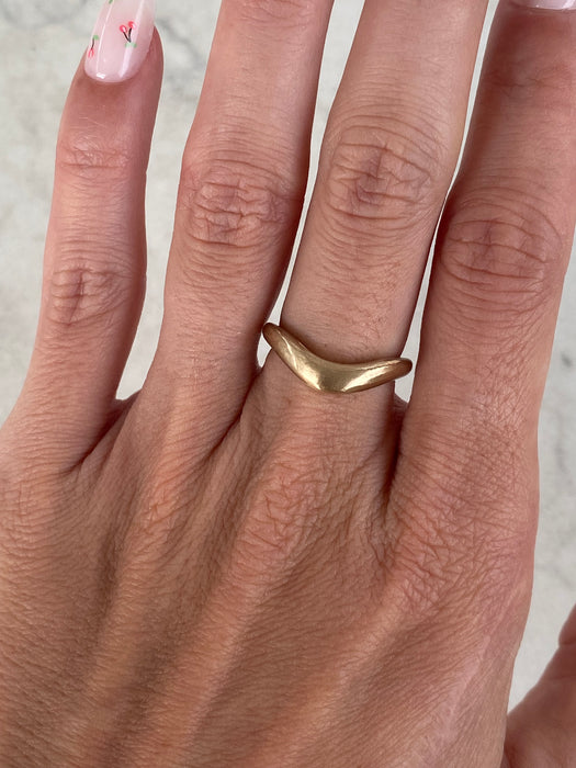 14K Gold Brushed Curved Band Ring