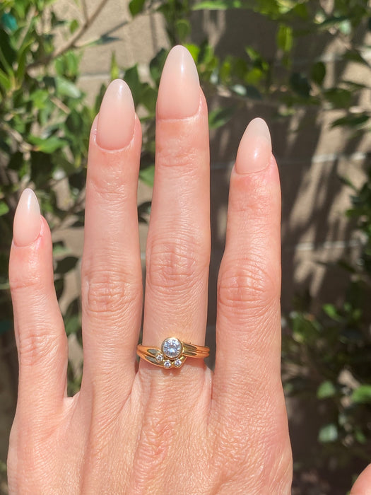 Vintage 18K Gold Bezel Diamond Ring Size 6.75