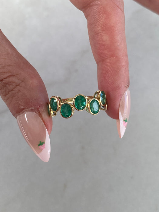 14k Gold 2.5 TCW Bezel Set Oval Natural Emerald Ring Size 6