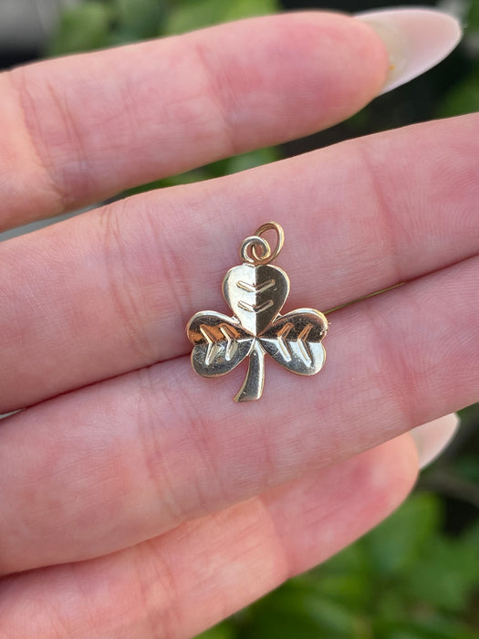 Vintage 14K Gold Clover Charm Pendant