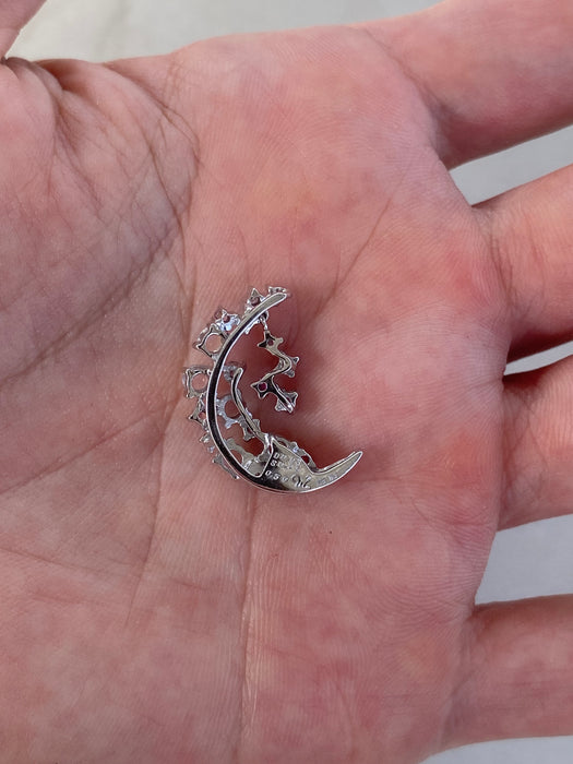 Vintage 18K White Gold Crescent Moon Charm