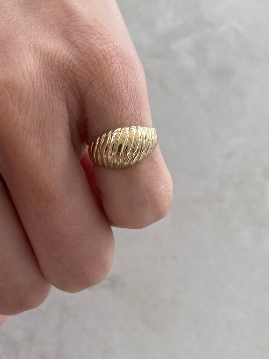 14K Gold Croissant Pinky Ring