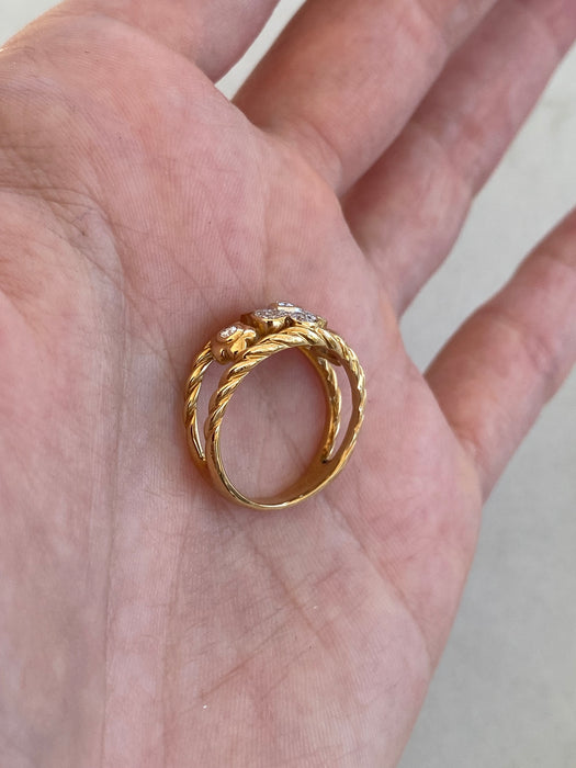 Vintage 18K Yellow Gold Double Rope Diamond Flower Ring