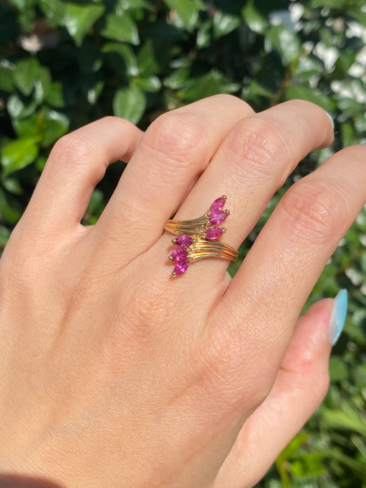 14k ruby cluster twist ring size 6.75