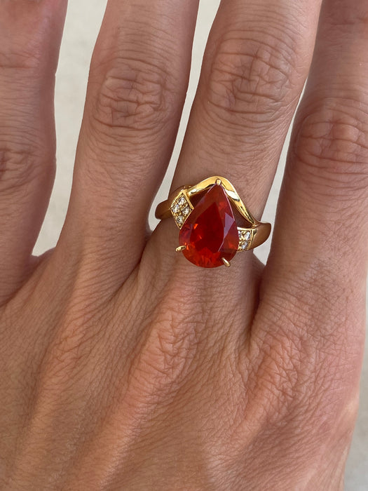 Vintage 18K Fire Opal & Diamond Ring