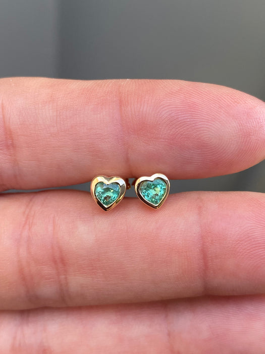 14k bezel set heart emerald stud earrings