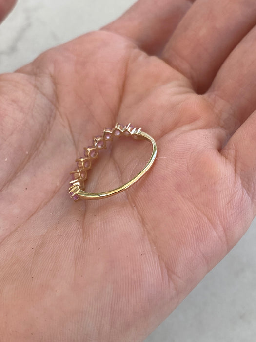 14K Gold 0.85 Carat Pink Sapphire Wavy Ring Size 7