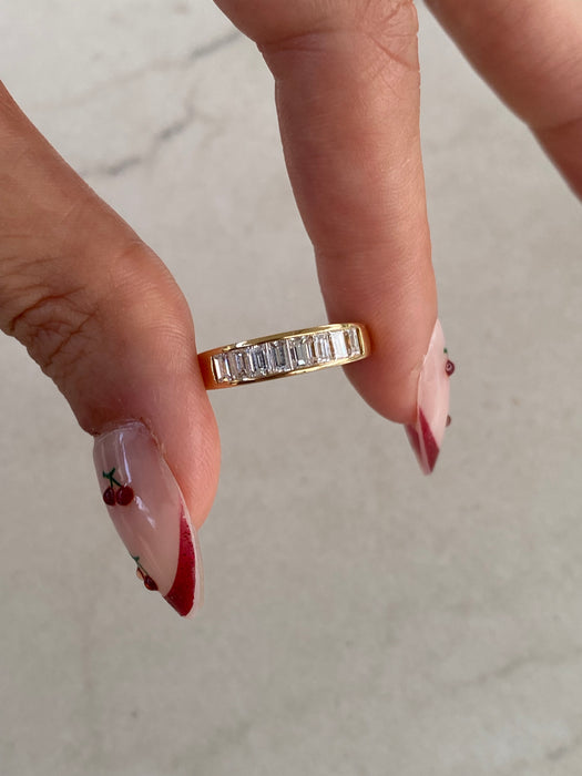 Vintage 18K Emerald Cut Diamond Ring