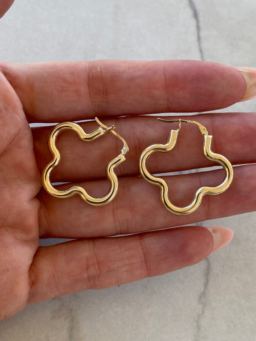 14K Gold Puffy Clover Hoop Earrings