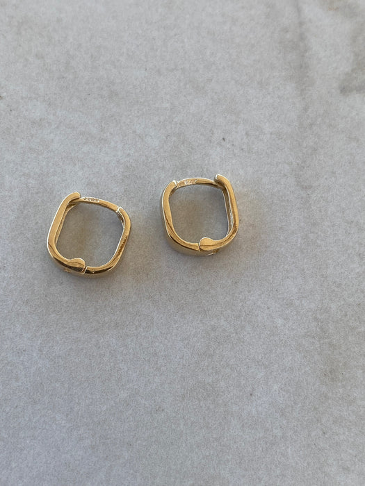 14K Gold Rectangular Huggie Earrings