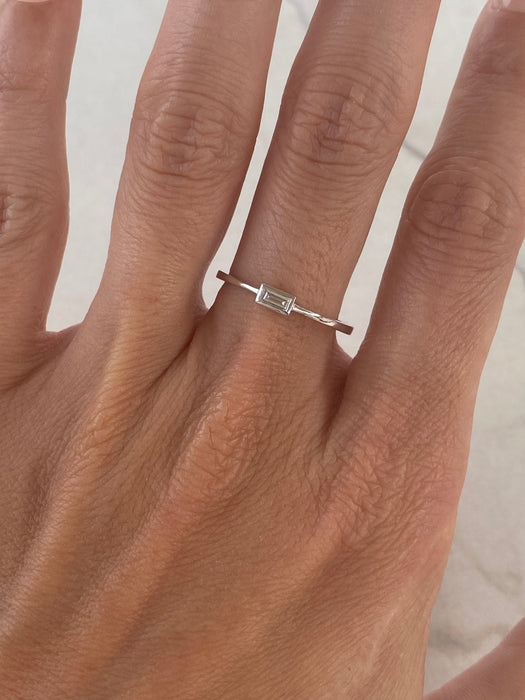 18K White Gold Bezel-Set Baguette Diamond Ring