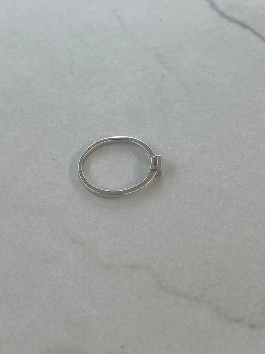 18K White Gold Bezel-Set Baguette Diamond Ring