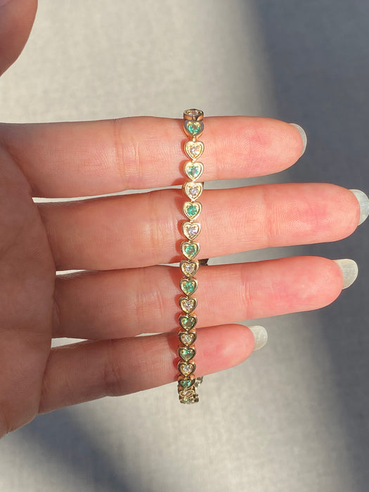 14k emerald and diamond heart bracelet 6-7” adjustable